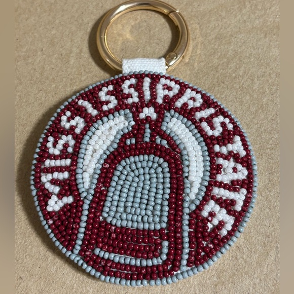🎉LAST ONE!! NEW Mississippi State Cowbell MSU Beaded Keychain - Picture 1 of 2